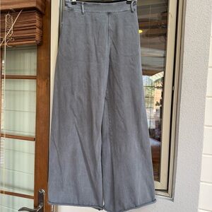 Lysse Women's Charcoal Wide-Leg Pants